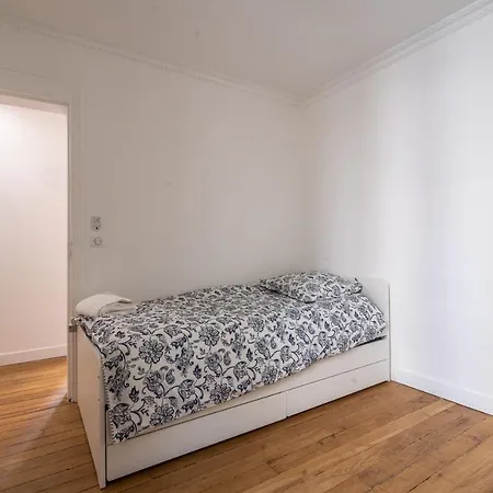 Logement Cosy Et Moderne Proche De Toute Commodite Appartement