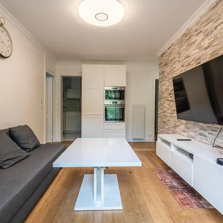 Апартаменты Logement Cosy Et Moderne Proche De Toute Commodite Париж