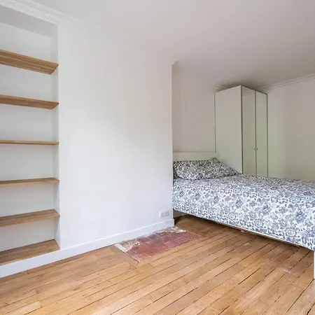 Logement Cosy Et Moderne Proche De Toute Commodité