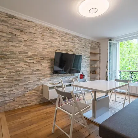 Logement Cosy Et Moderne Proche De Toute Commodité Apartamento