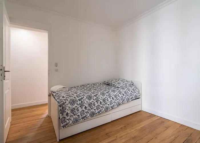 Logement Cosy Et Moderne Proche De Toute Commodite Apartment